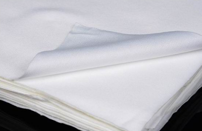 What material is the dust-free cloth made of? Are dust-free cloths toxic?