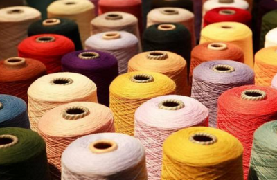 What are the types of textile yarns?