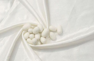 What are the characteristics of mulberry silk fabric? How to wash mulberry silk fabric?