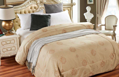 What are the advantages and disadvantages of camel hair quilts? How to wash camel hair quilts?