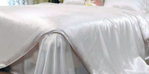 Can silk sheets be machine washed?