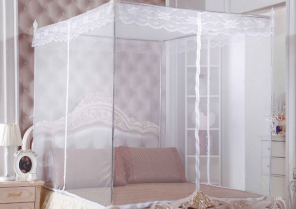 Which style of mosquito net is easy to use