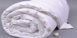 Can silk quilts be washed in a washing machine?